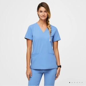 Figs Casma Light Blue Short Sleeve Scrub Top